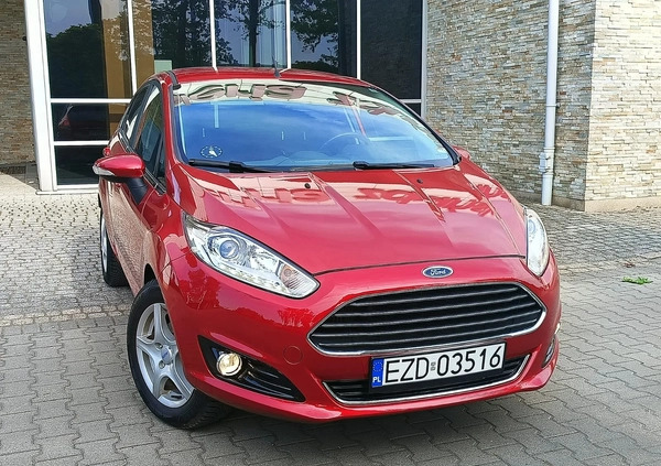 Ford Fiesta cena 29900 przebieg: 132000, rok produkcji 2015 z Lipsk małe 254